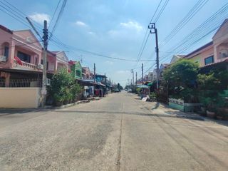 For sale 2 bedrooms townhouse in Sai Noi, Nonthaburi