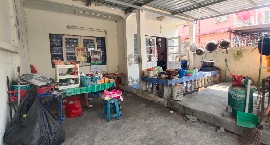 For sale 2 bedrooms townhouse in Sai Noi, Nonthaburi