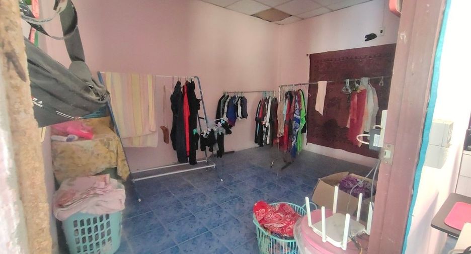 For sale 2 bedrooms townhouse in Sai Noi, Nonthaburi