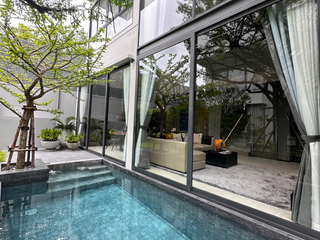 For sale 3 bed house in Huai Khwang, Bangkok