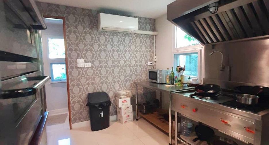 Haus zum Kauf mit 5 Zimmer in San Sai, Chiang Mai