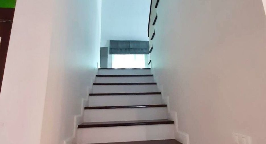 Haus zum Kauf mit 5 Zimmer in San Sai, Chiang Mai