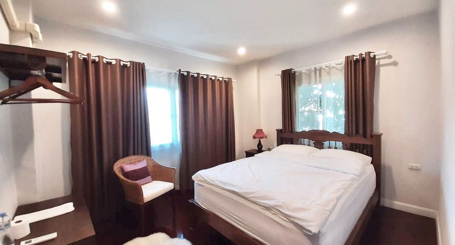 Casa en venta de 4 habitaciones en San Kamphaeng, Chiang Mai