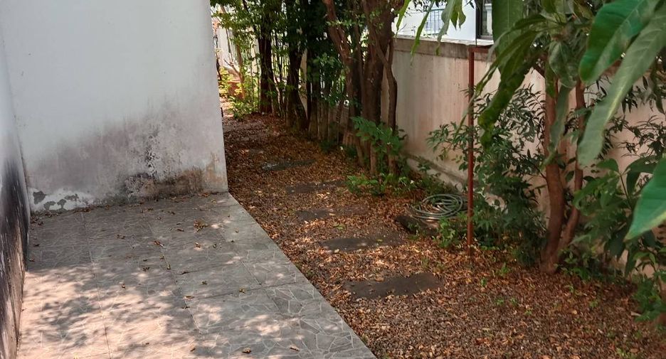 Casa en venta de 4 habitaciones en Hang Dong, Chiang Mai