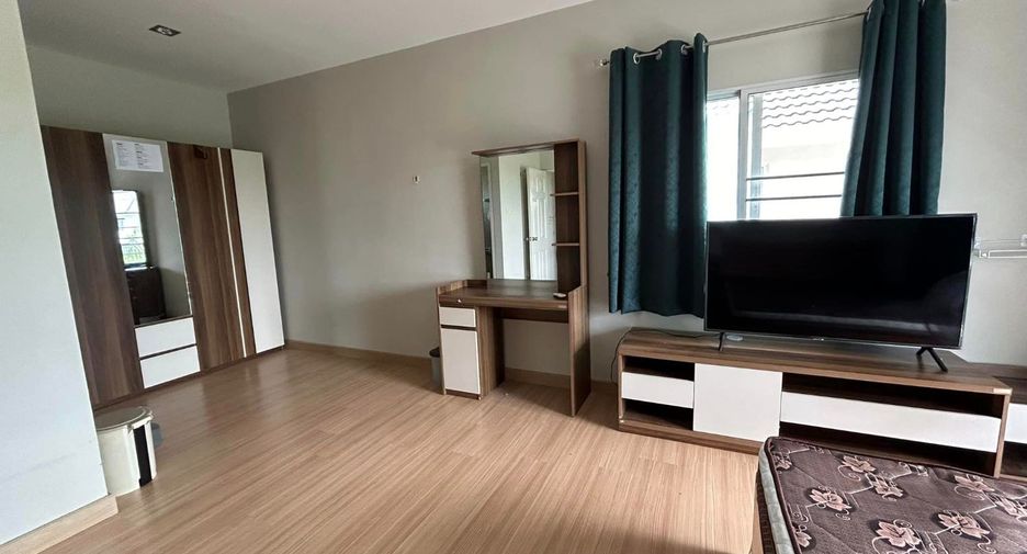 For sale 3 bedrooms house in San Kamphaeng, Chiang Mai