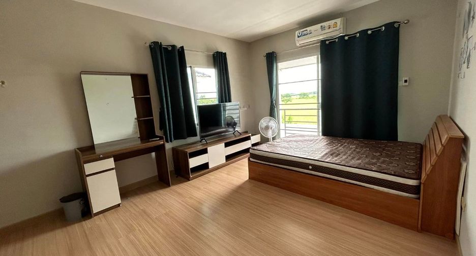 For sale 3 bedrooms house in San Kamphaeng, Chiang Mai