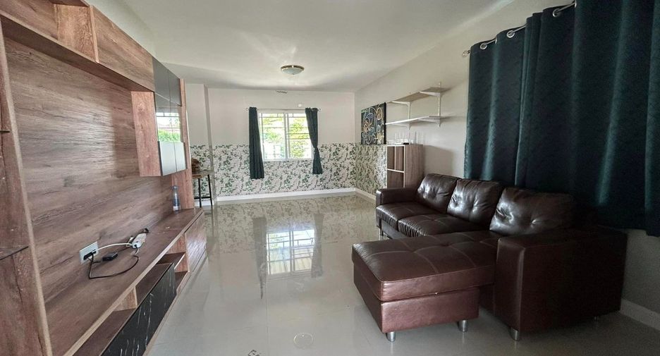 For sale 3 bedrooms house in San Kamphaeng, Chiang Mai