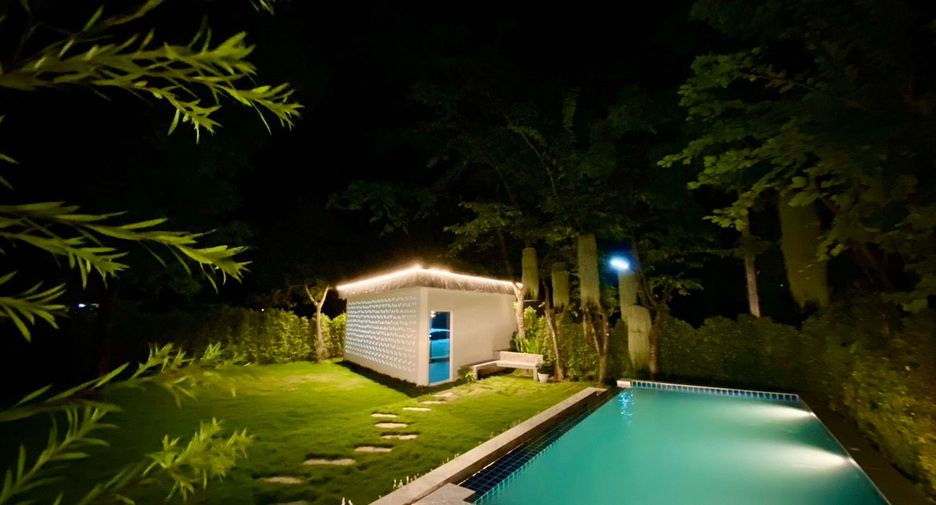 Villa zum Kauf mit 4 Zimmer in San Kamphaeng, Chiang Mai