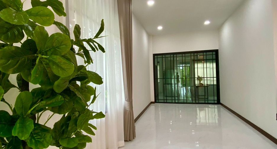 Villa zum Kauf mit 4 Zimmer in San Kamphaeng, Chiang Mai