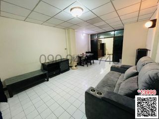 Reihenhaus zur Miete mit 2 Zimmer in Huai Khwang, Bangkok