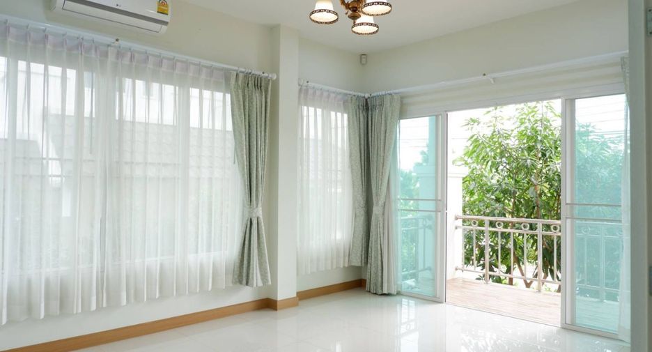 出售 4 卧室 独立屋 在 San Sai, Chiang Mai