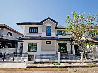 For sale 5 bedrooms house in San Kamphaeng, Chiang Mai