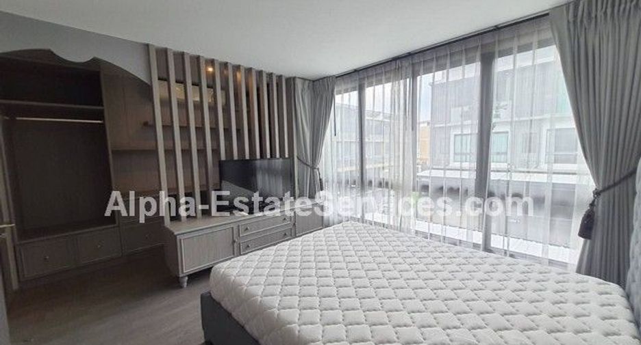 Reihenhaus zum Kauf mit 3 Zimmer in Lat Phrao, Bangkok