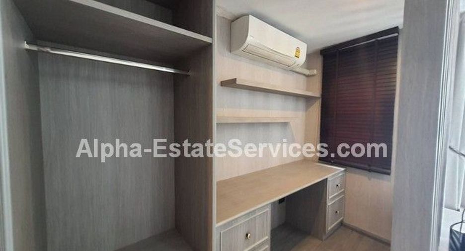 Reihenhaus zum Kauf mit 3 Zimmer in Lat Phrao, Bangkok