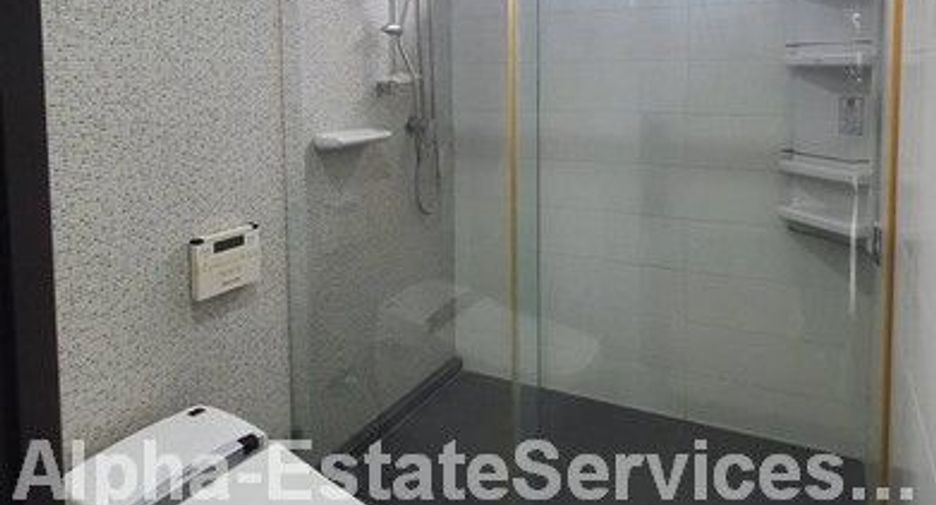 Reihenhaus zum Kauf mit 3 Zimmer in Lat Phrao, Bangkok