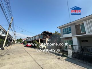 For sale 3 Beds townhouse in Sam Phran, Nakhon Pathom
