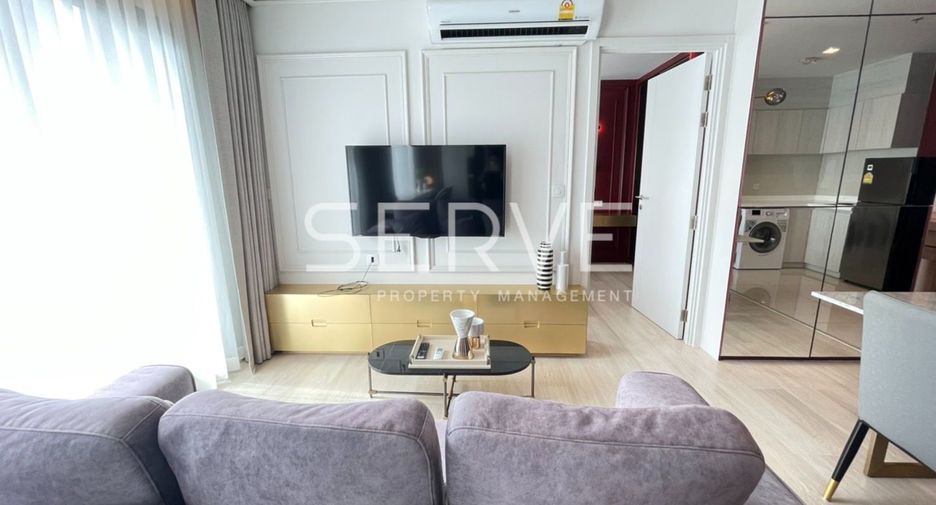 For sale 2 bed condo in Pathum Wan, Bangkok