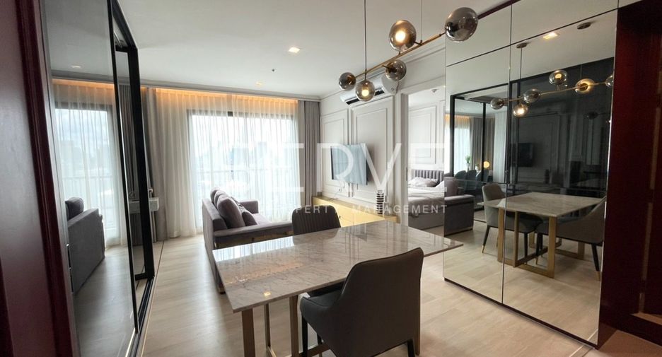 For sale 2 bed condo in Pathum Wan, Bangkok