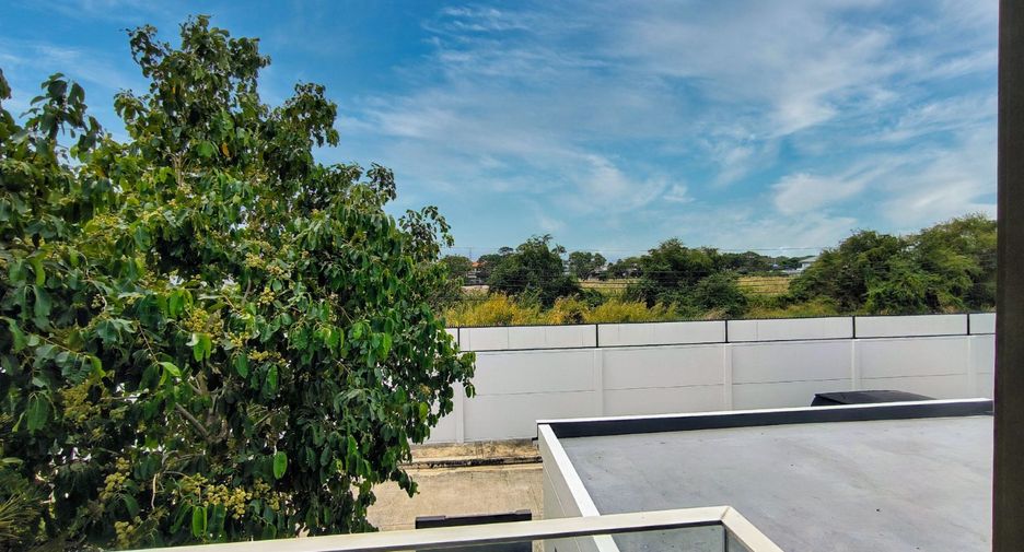 For rent 3 bedrooms house in Bang Phli, Samut Prakan
