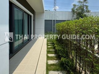 For rent 4 bedrooms house in Don Mueang, Bangkok