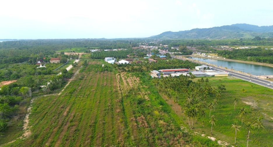 出售 土地 在 Takua Pa, Phangnga