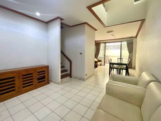 For sale 4 Beds house in Yan Nawa, Bangkok