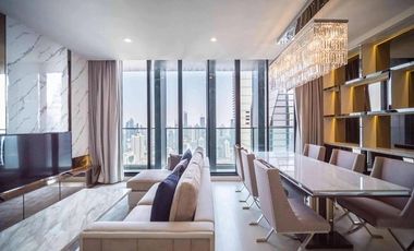 For rent 2 bedrooms condo in Pathum Wan, Bangkok