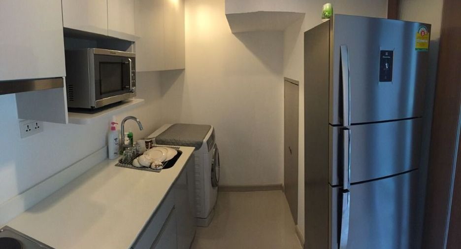 For rent 1 bed condo in Phra Khanong, Bangkok