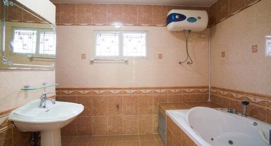 For sale 3 bedrooms house in San Sai, Chiang Mai
