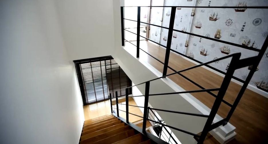 Casa adosada en venta de 2 habitaciones en Hang Dong, Chiang Mai