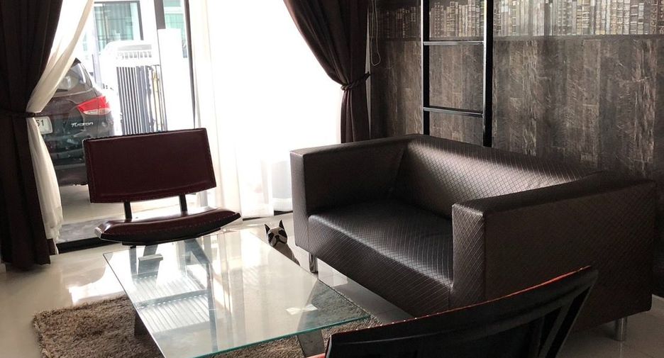 Casa adosada en venta de 2 habitaciones en Hang Dong, Chiang Mai