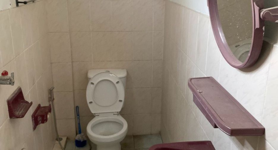 For sale retail Space in Mueang Lampang, Lampang