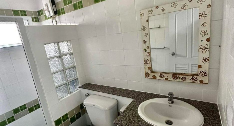 For sale 3 bedrooms house in Mueang Chiang Mai, Chiang Mai
