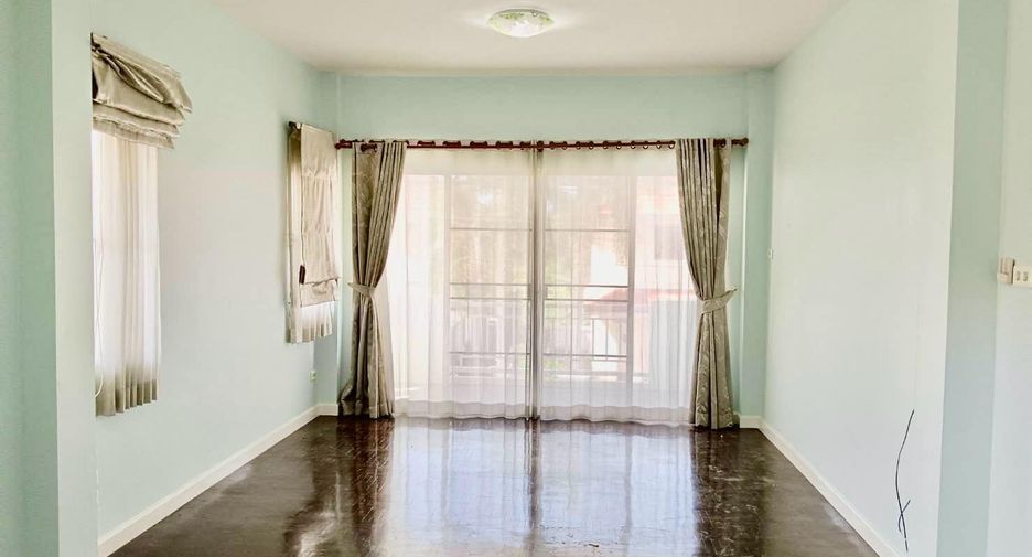 For sale 3 bedrooms house in Mueang Chiang Mai, Chiang Mai