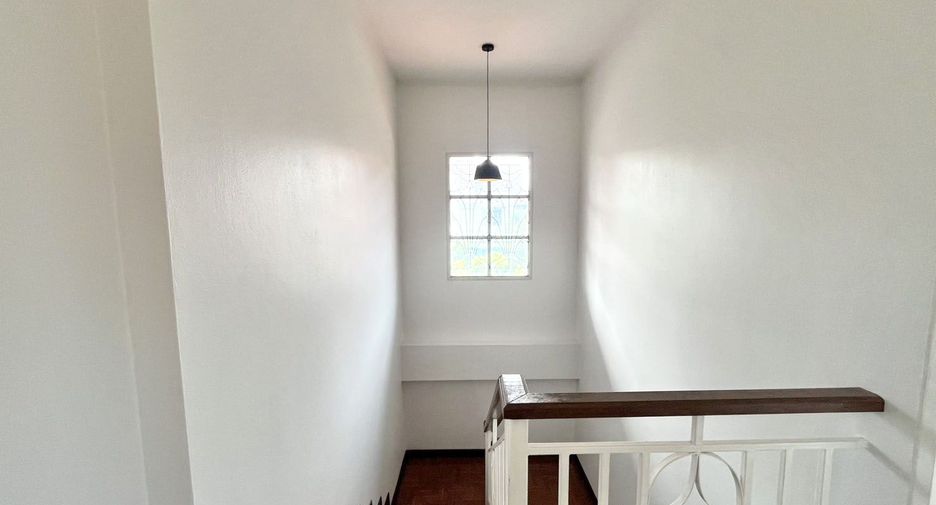 For rent 3 bedrooms house in Mueang Chiang Mai, Chiang Mai