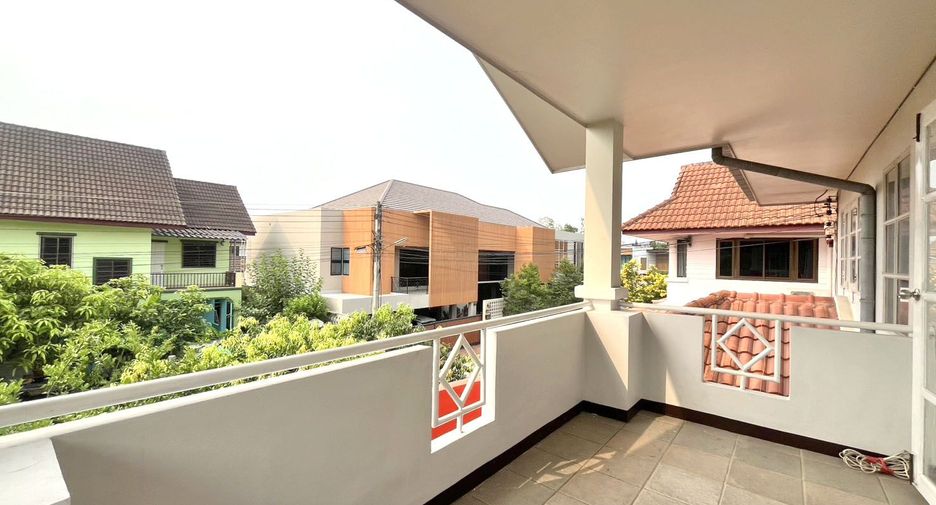 For rent 3 bedrooms house in Mueang Chiang Mai, Chiang Mai