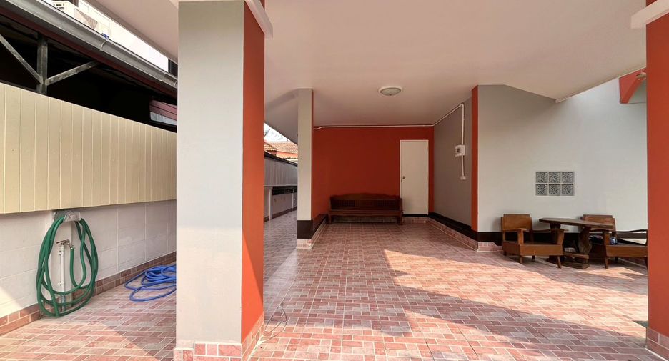 For rent 3 bedrooms house in Mueang Chiang Mai, Chiang Mai