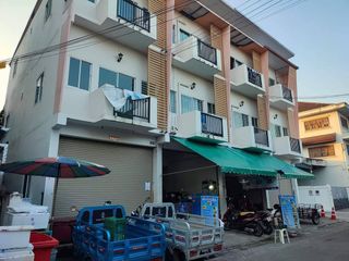 For rent and for sale 2 bed retail Space in Mueang Chiang Mai, Chiang Mai