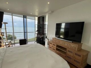 For sale 3 bedrooms condo in Na Jomtien, Pattaya