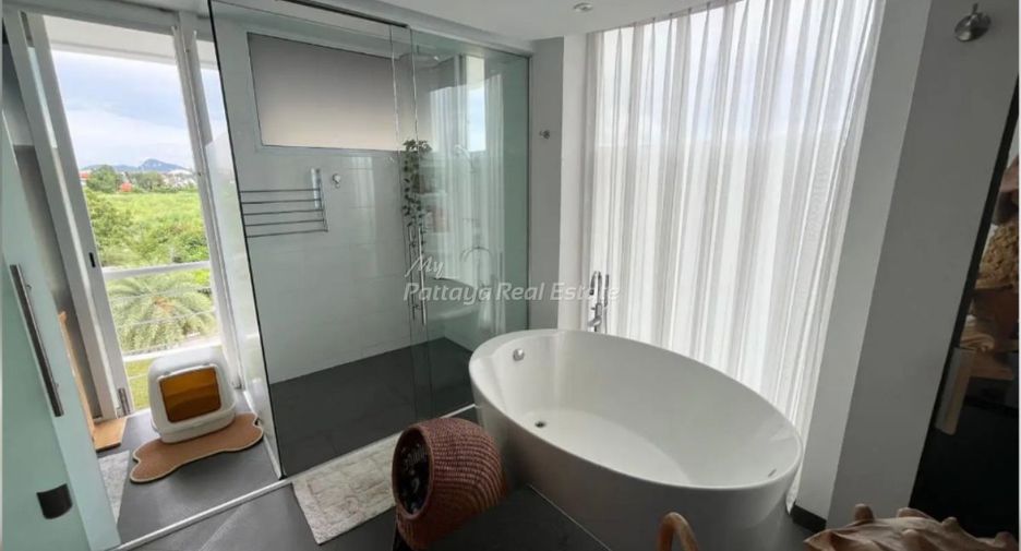 For sale 3 bedrooms condo in Sattahip, Chonburi