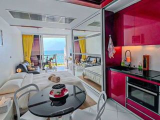For sale 3 bedrooms condo in Na Jomtien, Pattaya