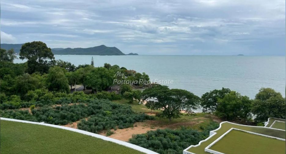 For sale 3 bedrooms condo in Sattahip, Chonburi