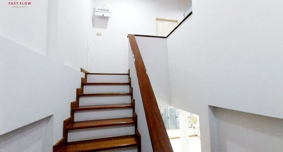 ขาย 3 ห้องนอน ทาวน์เฮ้าส์ ใน ปากเกร็ด, นนทบุรี