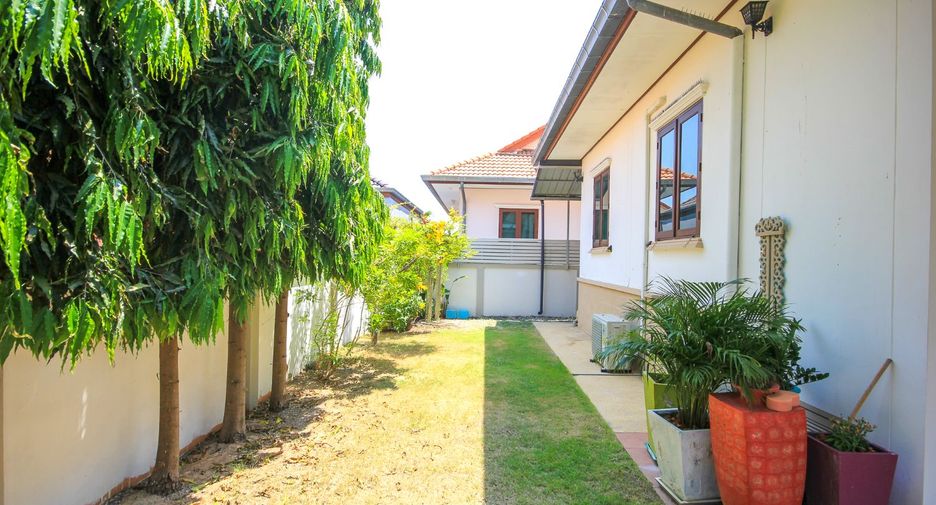 For sale 2 bedrooms villa in Cha Am, Phetchaburi