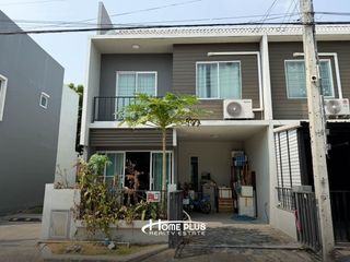 For Rent 3 Bedroom Townhouse In Khlong Sam Wa, Bangkok