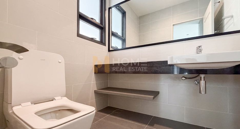 Haus zum Kauf mit 4 Zimmer in Phasi Charoen, Bangkok