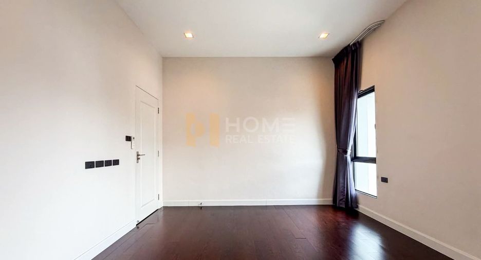 Haus zum Kauf mit 4 Zimmer in Phasi Charoen, Bangkok
