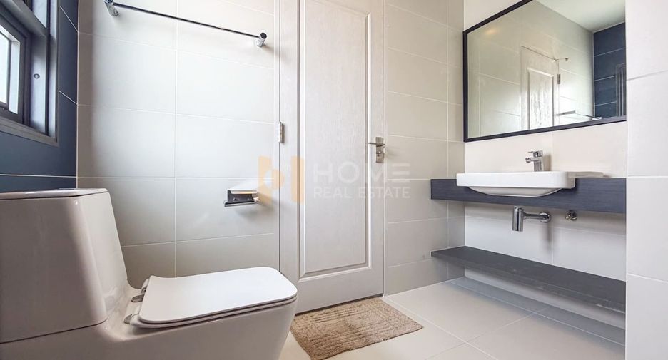 Haus zum Kauf mit 4 Zimmer in Phasi Charoen, Bangkok