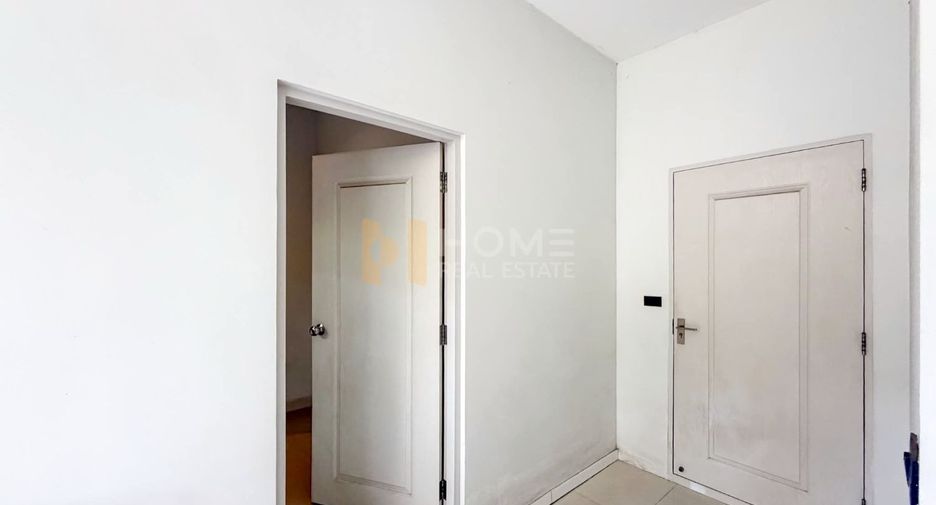 Haus zum Kauf mit 4 Zimmer in Phasi Charoen, Bangkok