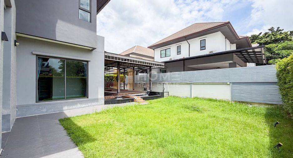 Haus zum Kauf mit 4 Zimmer in Phasi Charoen, Bangkok